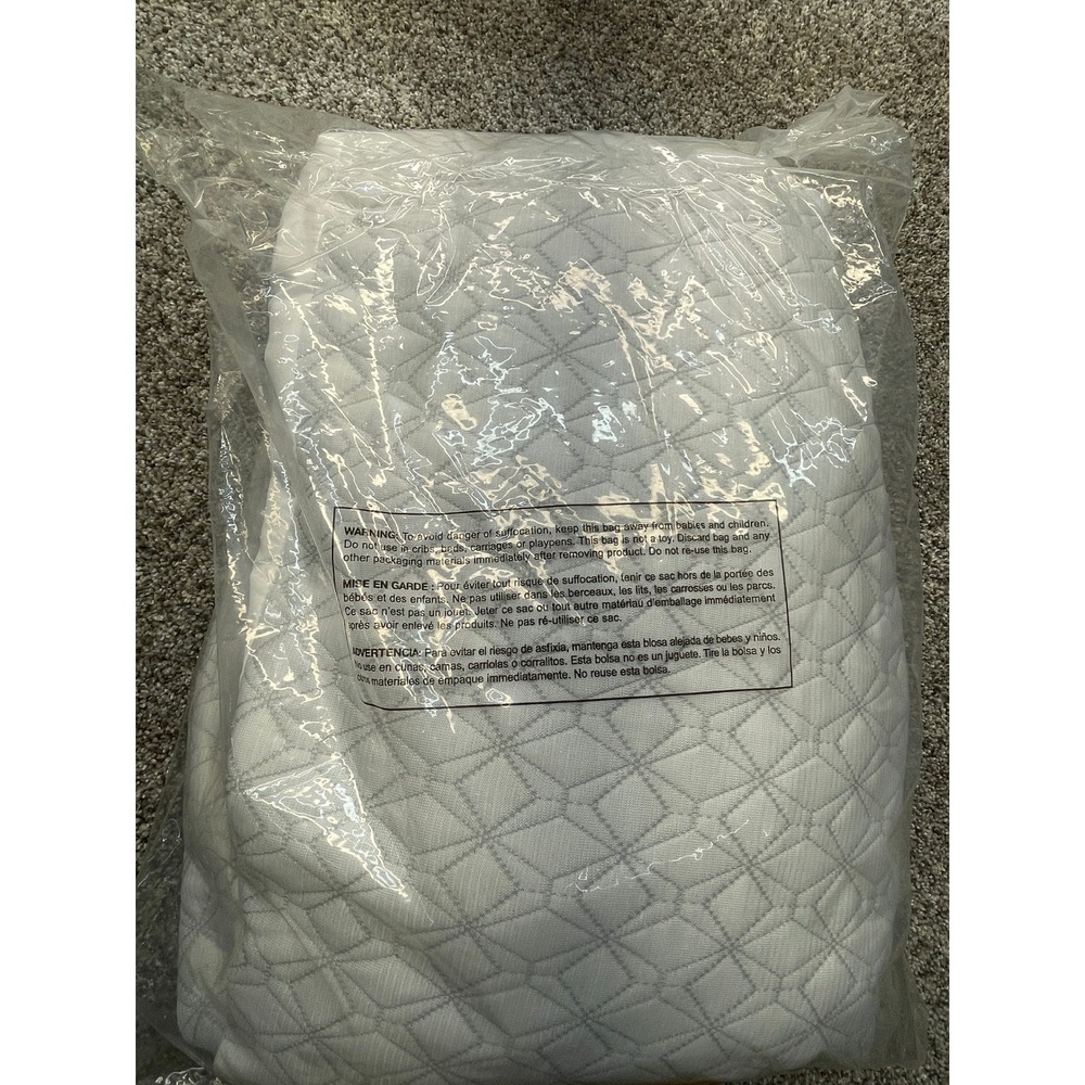 FXI Mattress Topper King White OPEN NEW Quilted Polyurethane Foam Pad Cover Only